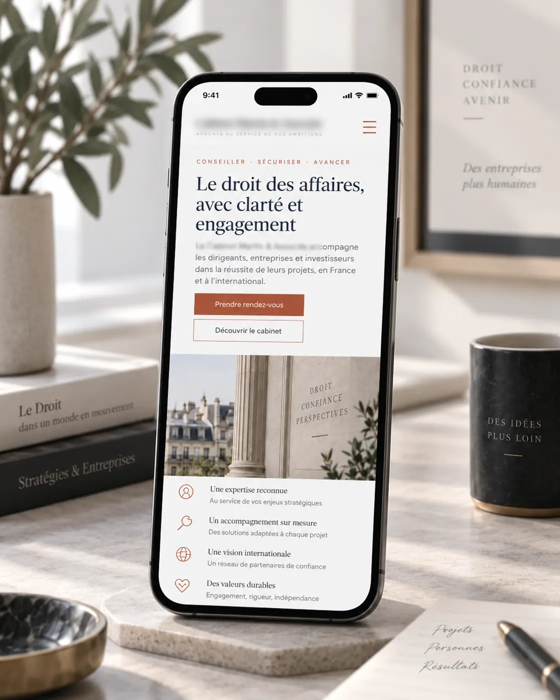 Le même concept de site vu sur téléphone